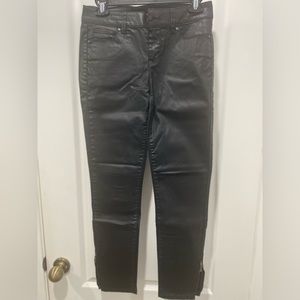 White House Black Market black skimmer pants. Size 0.